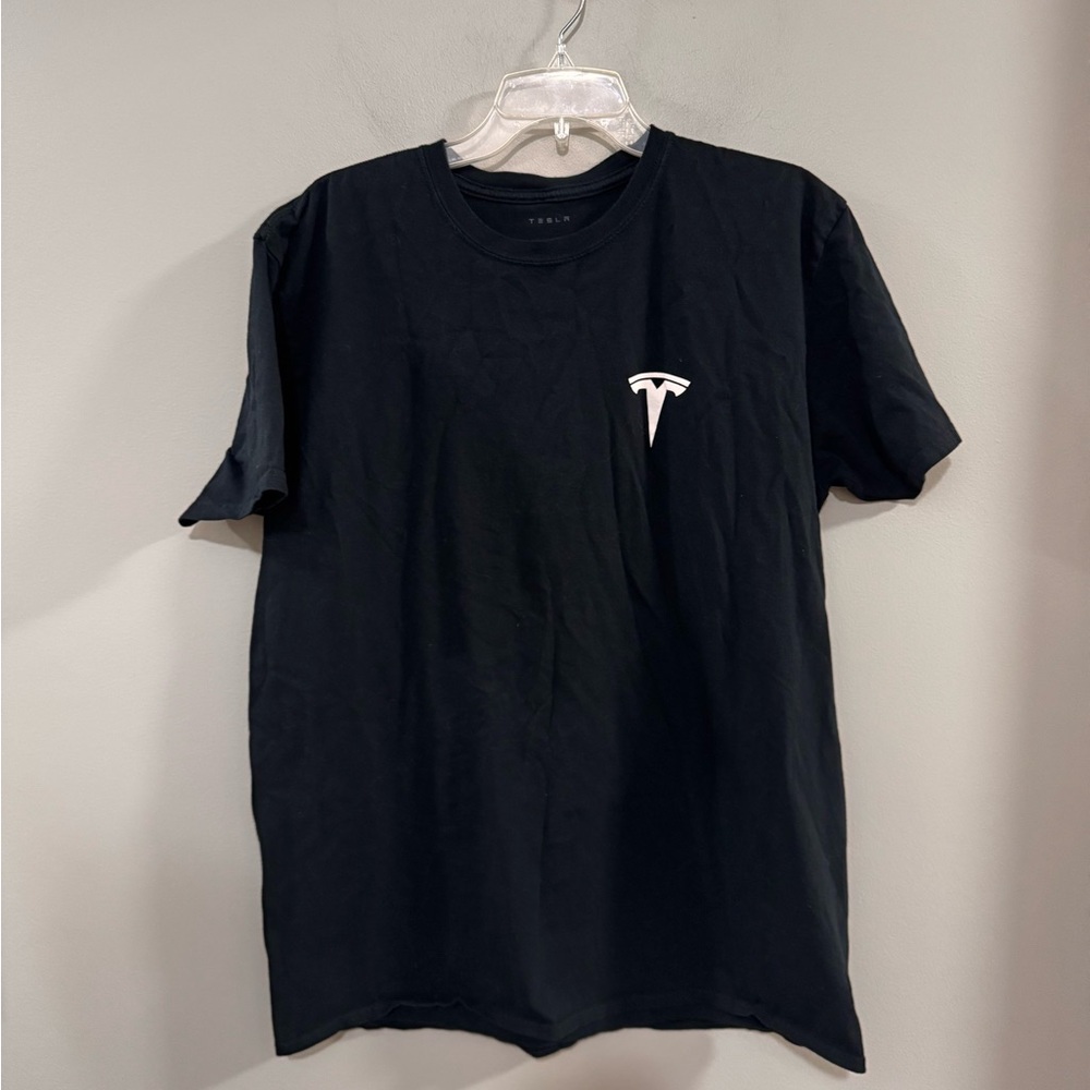 Tesla Unsex  Black Short Sleeve Tee. Size XL